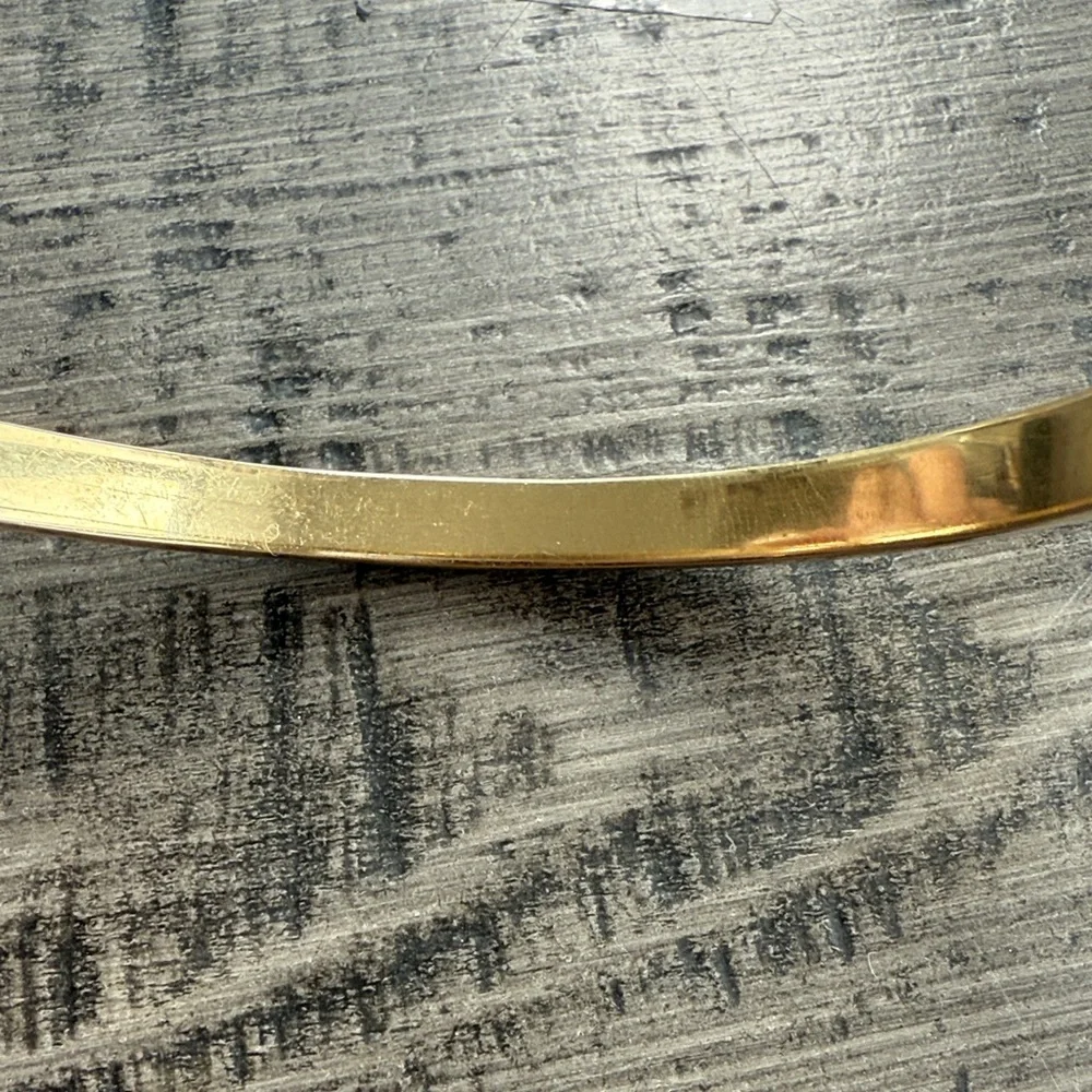 14k gold Italian bangle Bracelet almost 20 grams - Picture 7 of 16